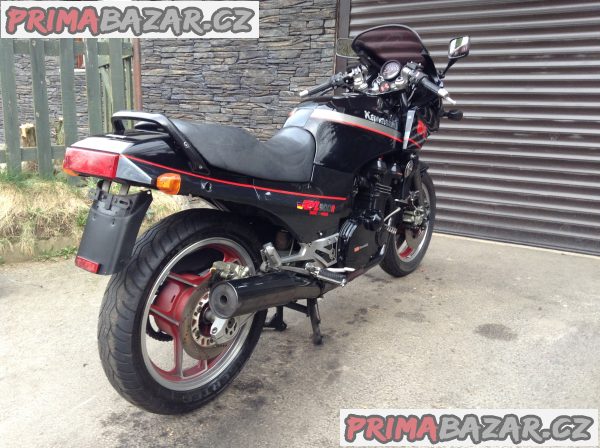 Kawasaki 900R – fotografie 5