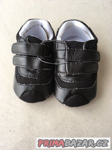 Nové capáčky “Armani”. – fotografie 4