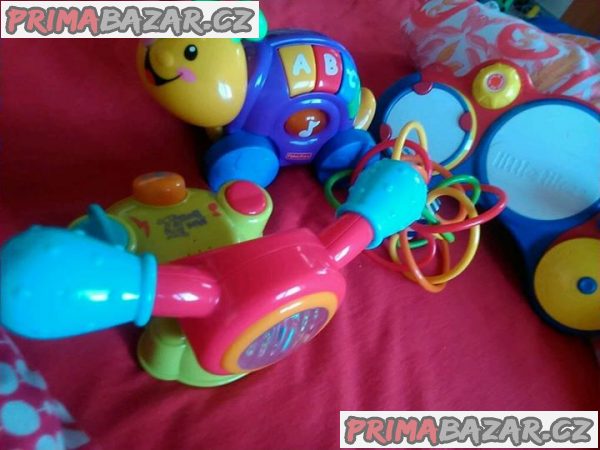 Hračky Tommy, bubny, Fisherprice  šneček , volant – fotografie 1