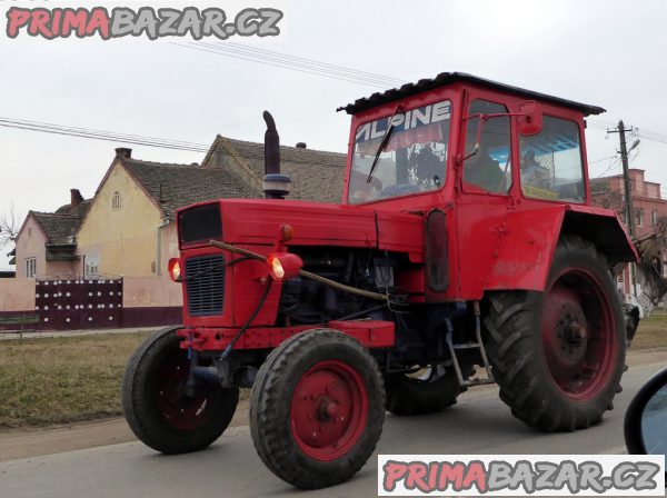 Rumunský traktor UTB – fotografie 1