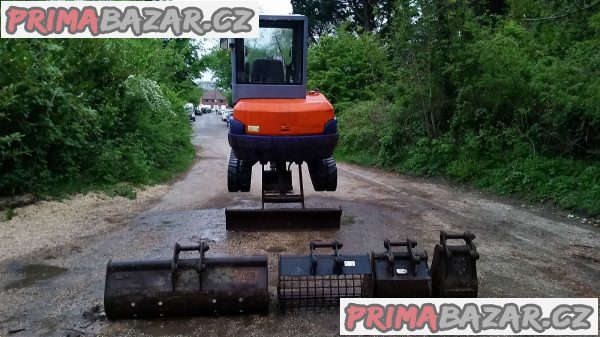 Minibagr HITACHI EX30-2, rok 2001 – fotografie 3