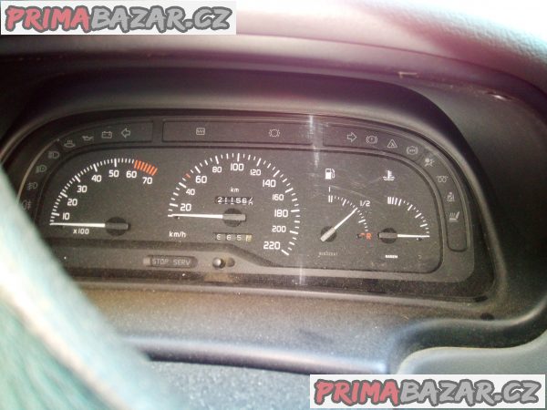 Prodám vozidlo Renault Laguna r.v. 1996 na ND nebo možnost opravy – fotografie 3