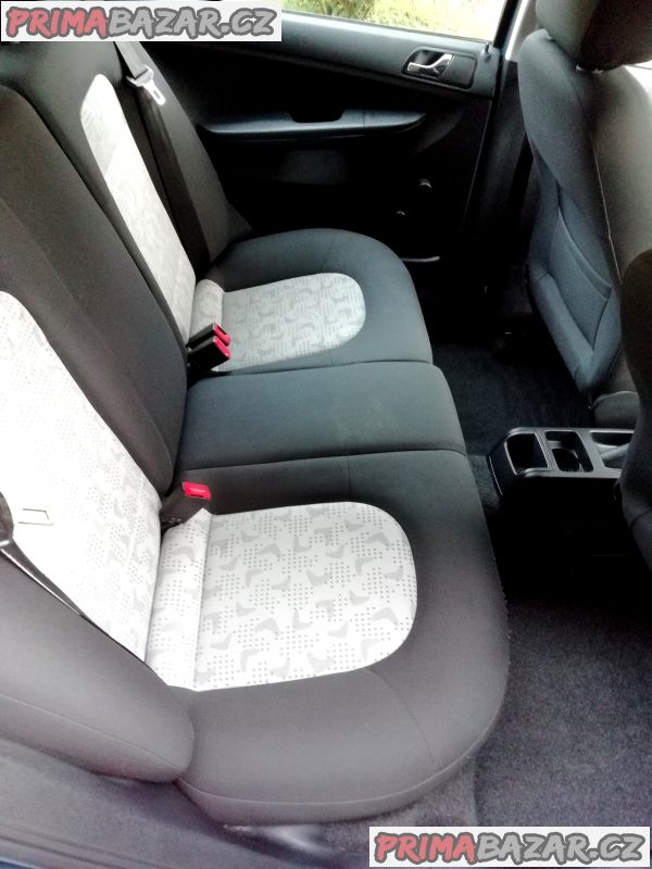 Prodám škoda Fabia 1.4 combi – fotografie 6