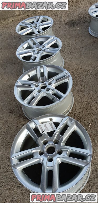 sada alu kola elektrony Audi 8V0601025BS 5x112 7.5jx17 et51 A3 S3