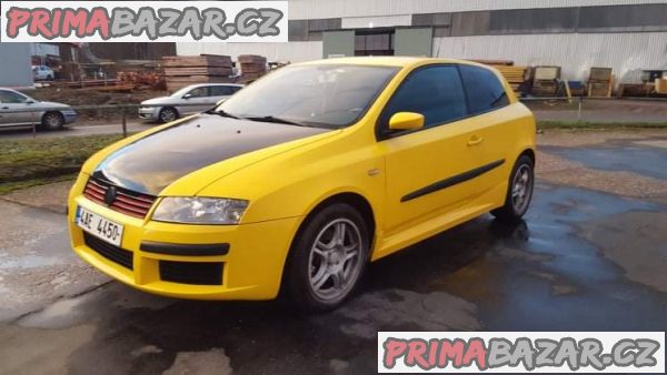 prodám auto Fiat Stilo 1.8 16V, 98Kw, manual, r.v 2003, najeto 230tis, stk 10/19, sportovni vzhled a dopln