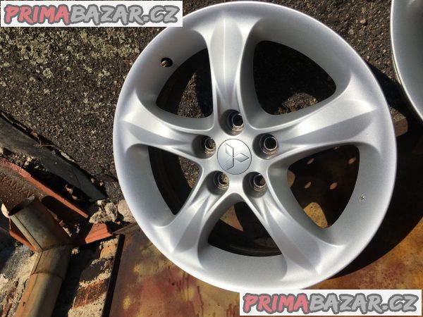 5x114.3 R17 - originál hliníková sada Mitsubishi - ET 46 – fotografie 1