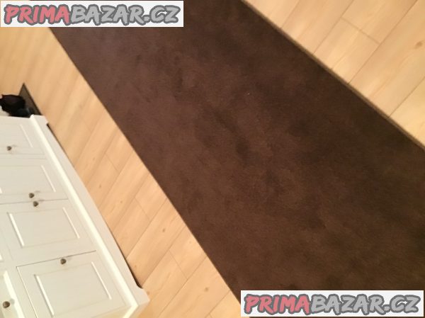 Nový koberec 400x100 obšitý, nepoužitý Prodám – fotografie 2