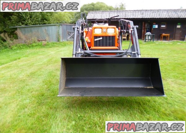 Traktor Hinomoto 23N-DiN – fotografie 2