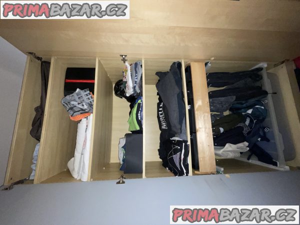 Šatní skříň Ikea – fotografie 4