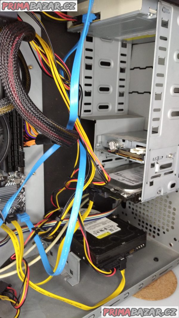 STOLNÍ PC ASUS PRIME A520M-K – fotografie 5