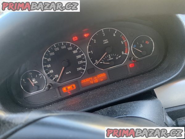 BMW 320d – fotografie 7