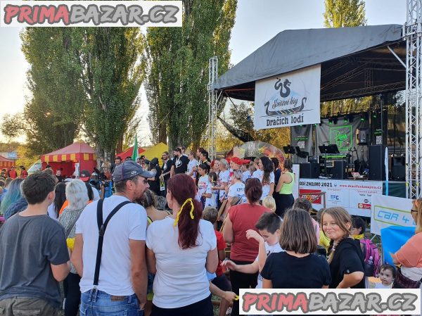 hudba na svatbu-ples-oslavu-zábavu – fotografie 3