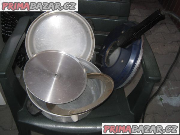 Prodám velkou plně funkční remosku GRAND za 990 kč.Plná výbava. – fotografie 1