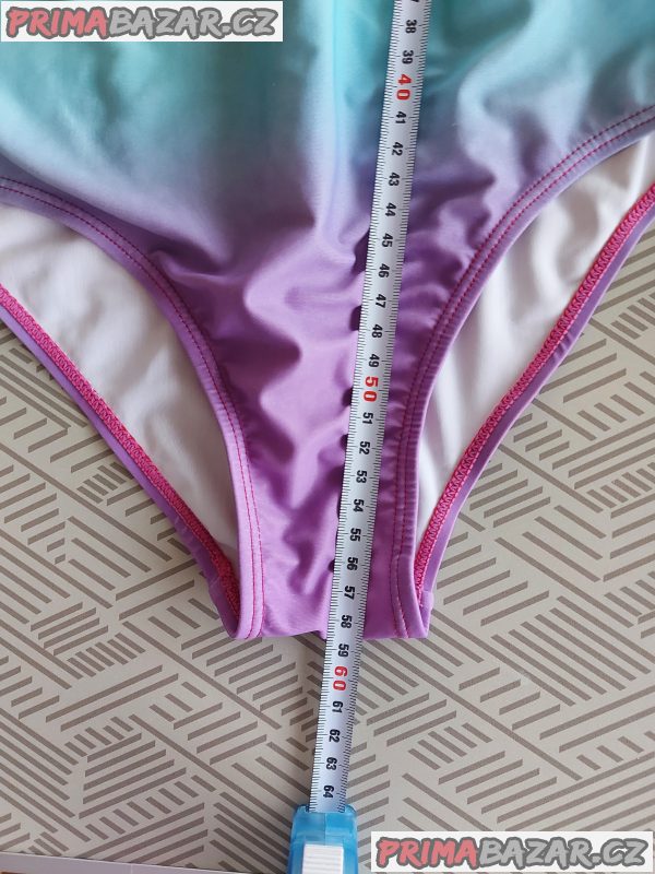 Krásné jednodílné plavky Primark, výborný stav, 10 - 11 let – fotografie 4
