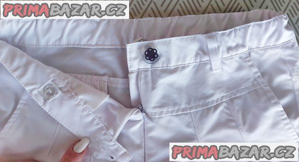 Krásné elegantní kraťasy v perfektním stavu, vel. 152 – fotografie 5