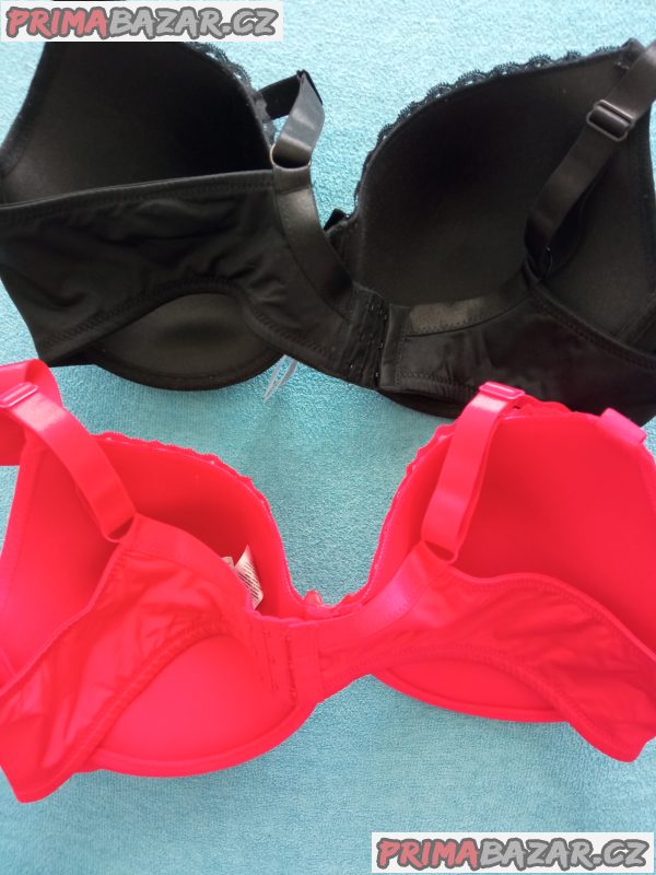 Podprsenka_y – fotografie 2