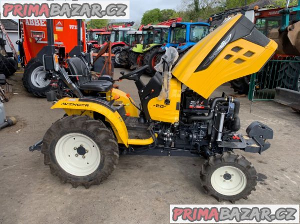 Kompaktní traktor Avenger – fotografie 6