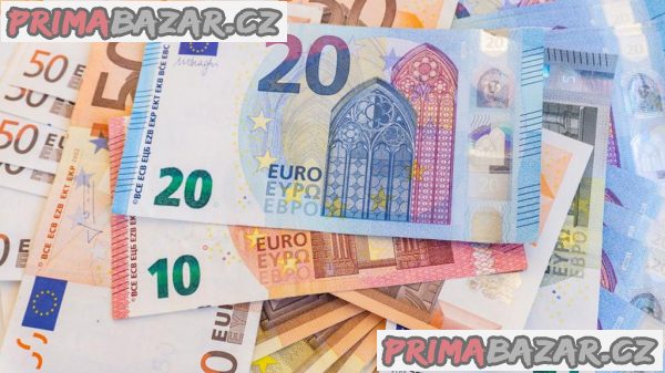 ÚVĚR MEZI FYZICKÝMI OSOBAMI A BANKOU – fotografie 1