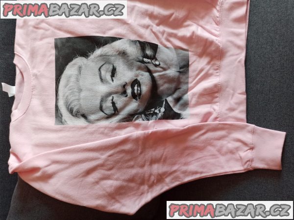 Prodám novou dámskou mikinu Marilyn Monroe (nepoužitá) – fotografie 2