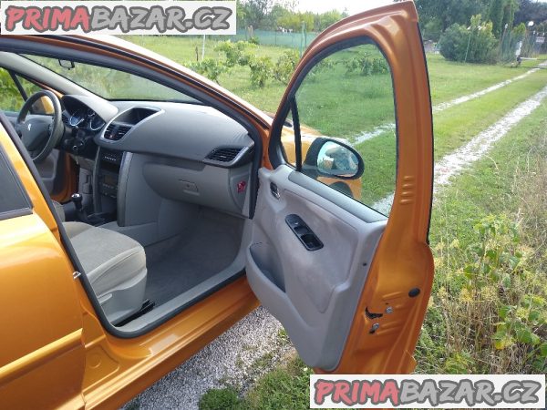 Peugeot 207 – fotografie 8