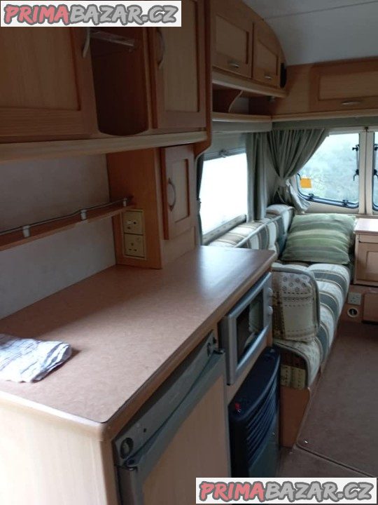 Prodám velmi zachovalý karavan – fotografie 10