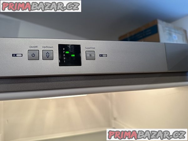 413 Lednice kombinovaná LIEBHERR CUPesf 3503 nerez A++ – fotografie 3