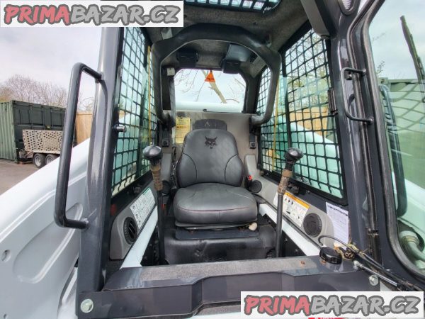 Smykový nakladač Bobcat S250Turbo – fotografie 2