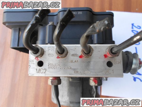 alternátor a ABS kocku na Suzuki Swift 1.2i K12B – fotografie 3