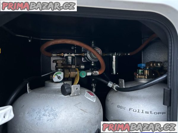 Prodám obytné auto Laika Ecovip 109 Fiat 2,3 – fotografie 7