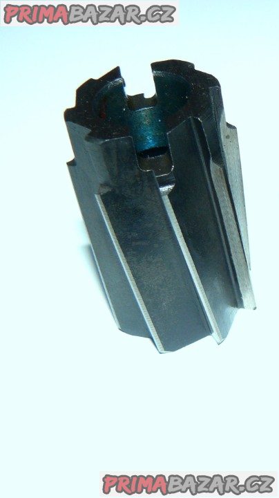 Držák 10/M2,  ČSN 241210 s výstružníkem 18 H8 (NOVÉ) – fotografie 6