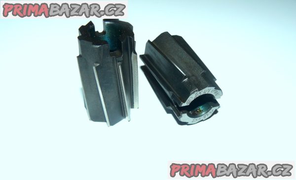 Držák 13/M3,  ČSN 241210 s výstružníkem 25 H7 (NOVÉ) – fotografie 5