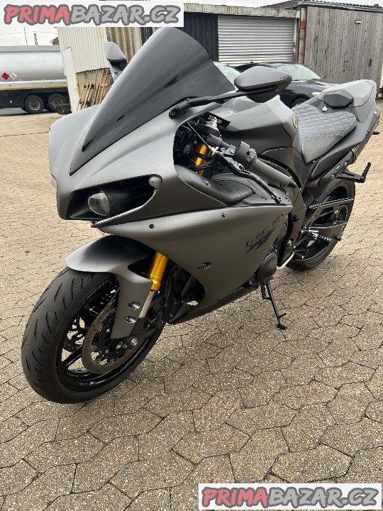 Yamaha YZF-R1 -2015 – fotografie 4