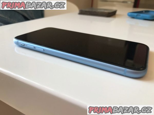 Iphone XR 64 GB Modrý – fotografie 4