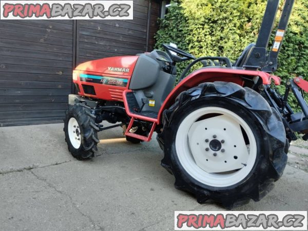 Traktor Yanmar YN422F + příslušenství – fotografie 1
