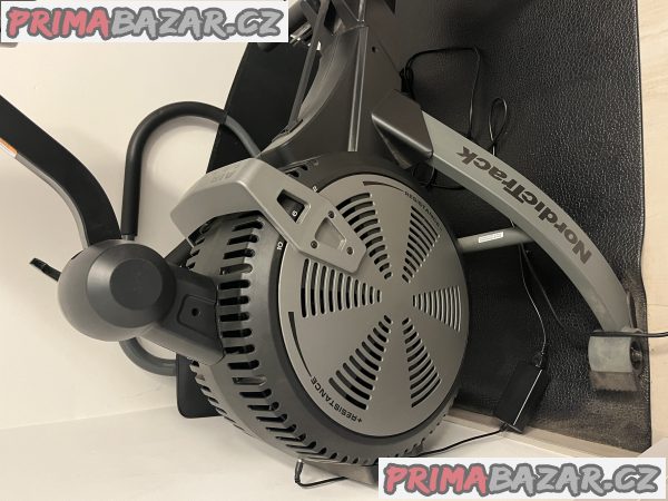 veslovací trenažer NordicTrack  WR900 – fotografie 2