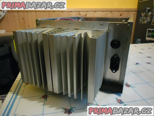 Výkonný napájecí zdroj pro radiostanice 13,8V/40A – fotografie 4