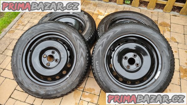 Prodám 15"zimní pneu 185/65 R15+disky -LEVNĚ – fotografie 1