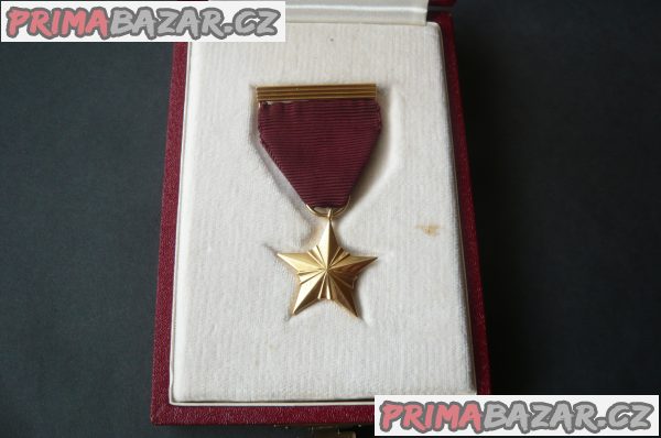 KOUPÍM zlaté a stříbrné mince, bankovky, medaile, řády a vyznamenání, staré pohledy a odznaky, po dohodě koupím i celou sbírku, ihned zaplatím, příp. – fotografie 2