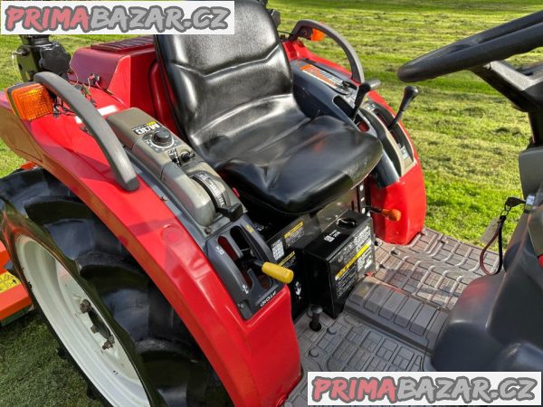 Malotraktor Mitsubishi MT200 – fotografie 2