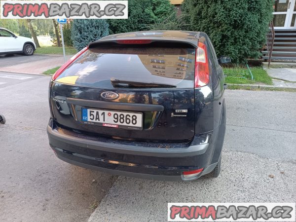 Ford Focus 1.6 – fotografie 2