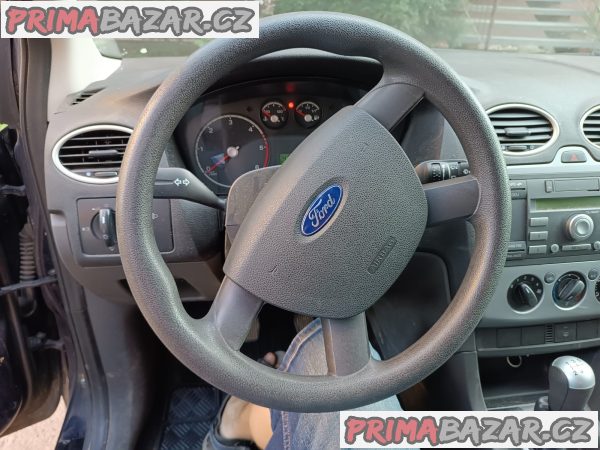 Ford Focus 1.6 – fotografie 8