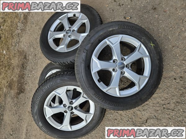 Zimní ALU kola R17 – Audi Q3 / Škoda Kodiaq – Bridgestone 215/65 R17  Prodám kompletní sadu zimních ALU kol s pneumatikami:  Disky: originální ALU dis – fotografie 1