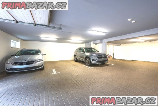 Prodám kryté garážové stání Brno, U Leskavy – fotografie 2