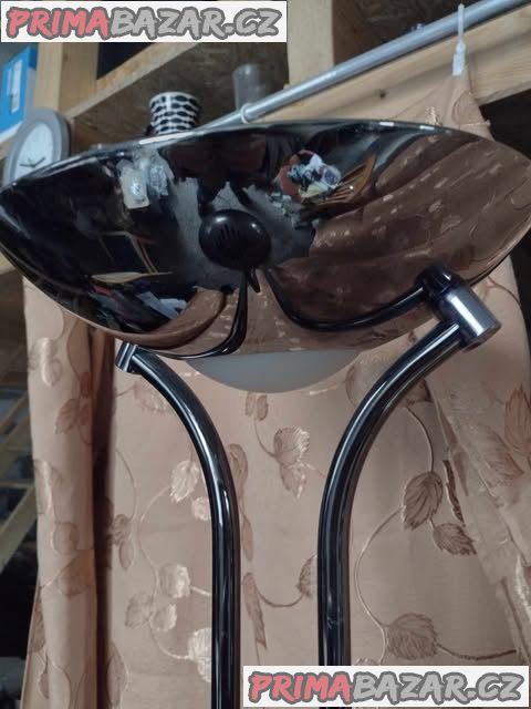 Moderní stojací lampa – fotografie 3