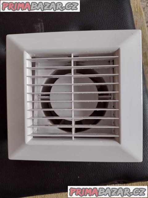 Koupelnový ventilátor průměru 100 mm – fotografie 1