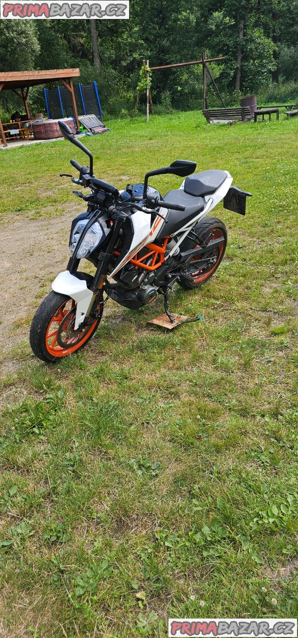 Prodám KTM 390 Duke 2017 – STK do 2028, Akrapovič, pojízdná, k opravě, cena k jednání – fotografie 2