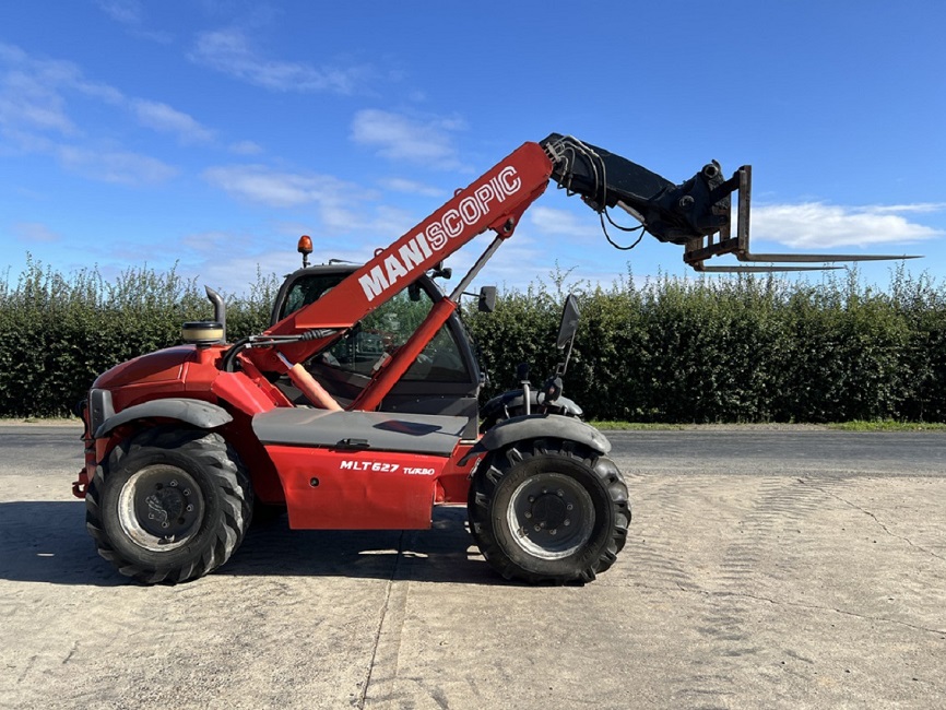 Teleskopický manipulátor manitou mlt 627 – fotografie 1