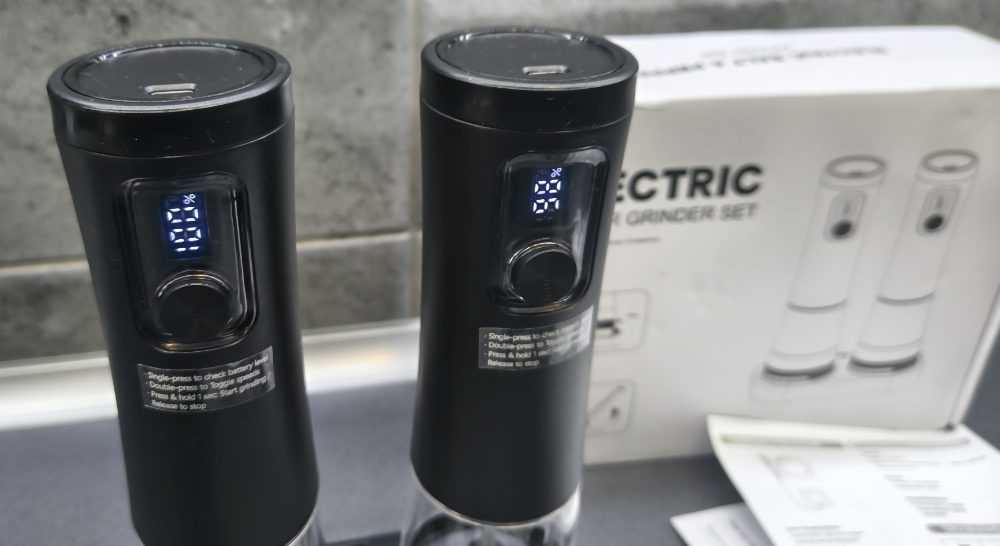 Elektrický mlýnek na sůl a pepř – fotografie 3