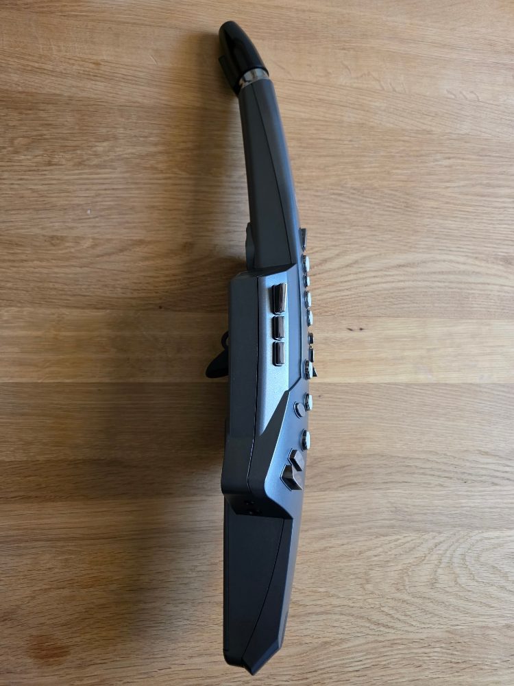 Roland Aerophone AE-10 - digitální dechový nástroj – fotografie 3