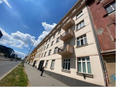 BJ Praha, 2+1, podl. pl. 81,77 m2 – fotografie 1